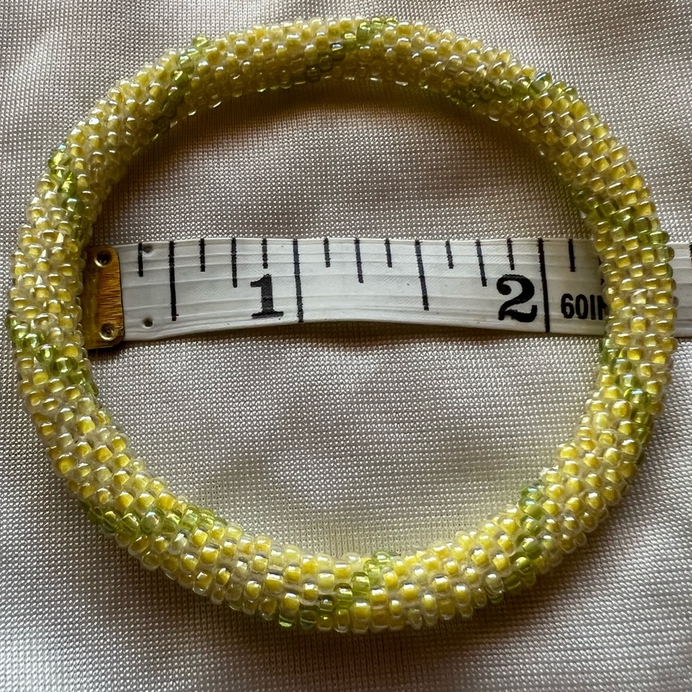Sashka Co. Nepal roll on beaded bracelet (Glass Beads) Hand Made